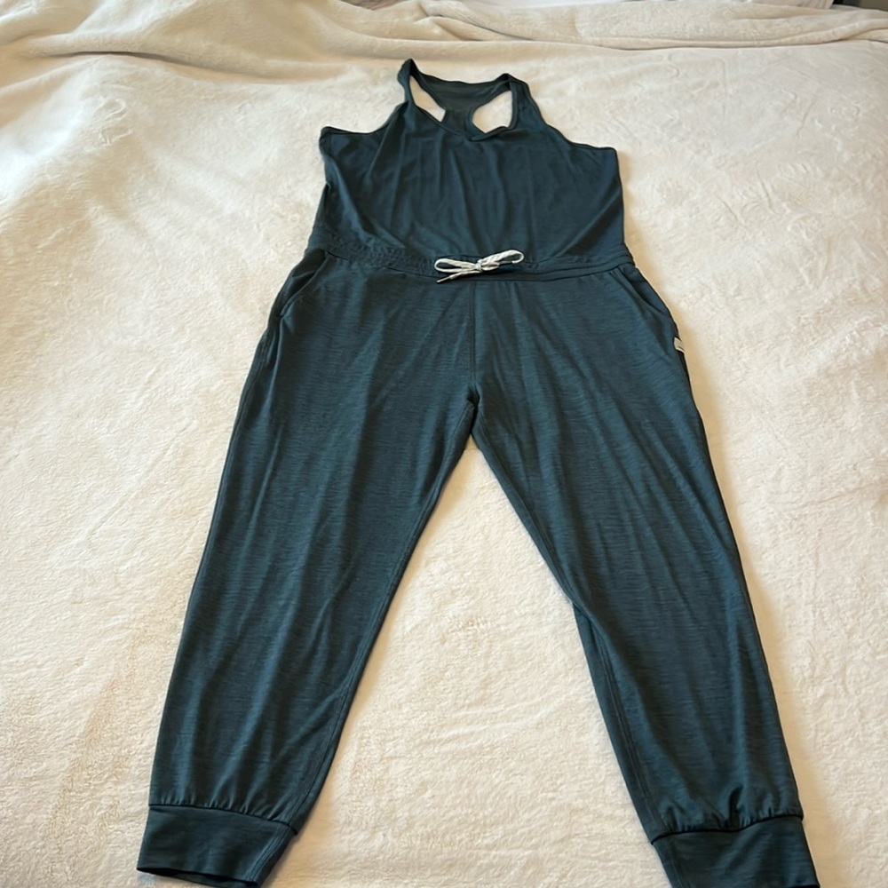 Super soft Vuori jumpsuit!